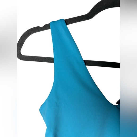 Lovepoem by Block V-Neck Crop Tank Top Blue Sleeveless Stretch Womens Size Small - Picture 3 of 8